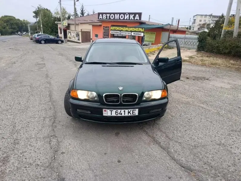 BMW 3 Series, 2001