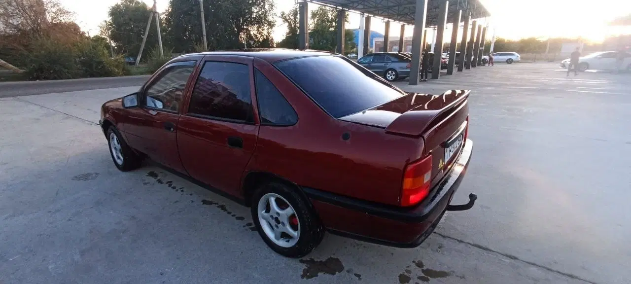 Opel Vectra, 1993
