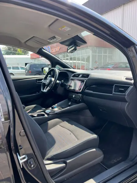 Nissan Leaf, 2021