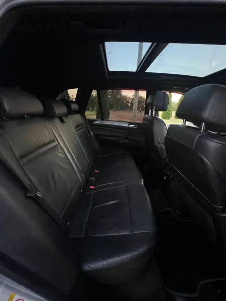 BMW 5 Series, 2009