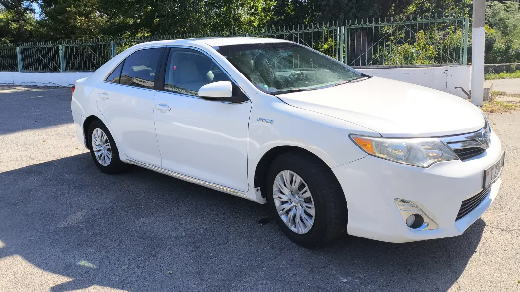 Toyota Camry, 2013