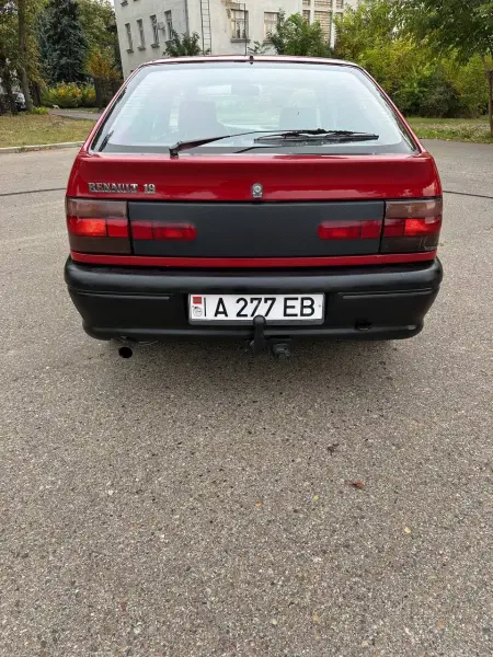 Renault 19, 1993