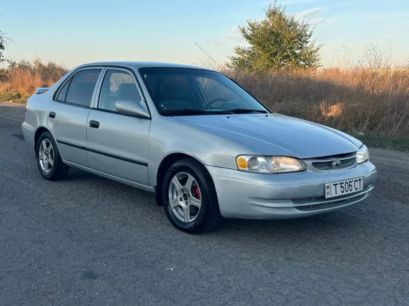 Toyota Corolla, 1999