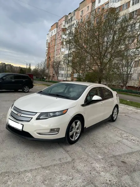 Chevrolet Volt, 2013