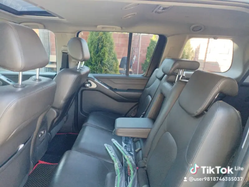 Nissan Pathfinder, 2006