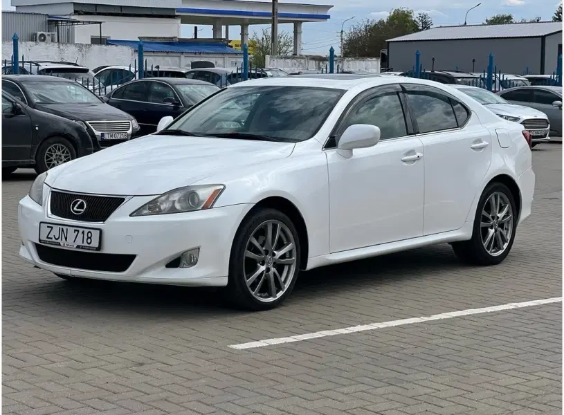 Lexus IS, 2008