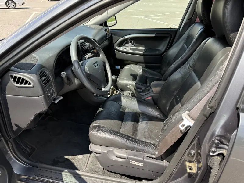 Volvo V40, 2003