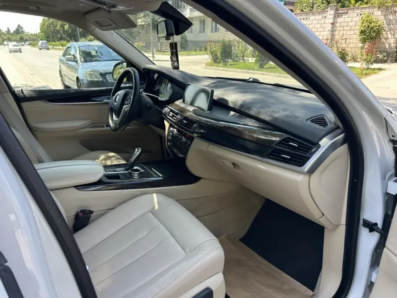 BMW X5, 2015