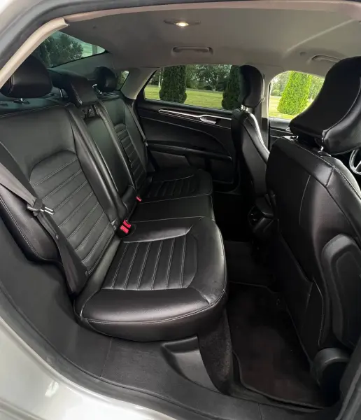 Ford Fusion, 2015