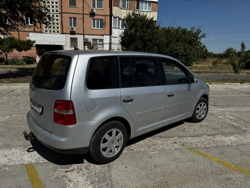 Volkswagen Touran, 2006