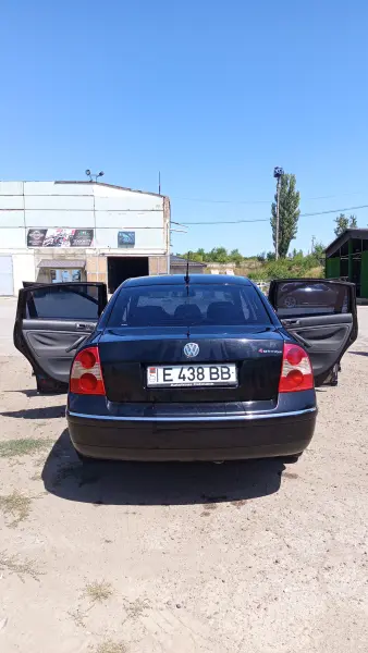 Volkswagen Passat, 2005