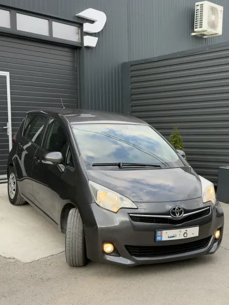 Toyota Verso, 2012