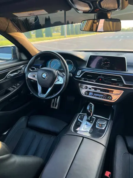 BMW 7 Series, 2016