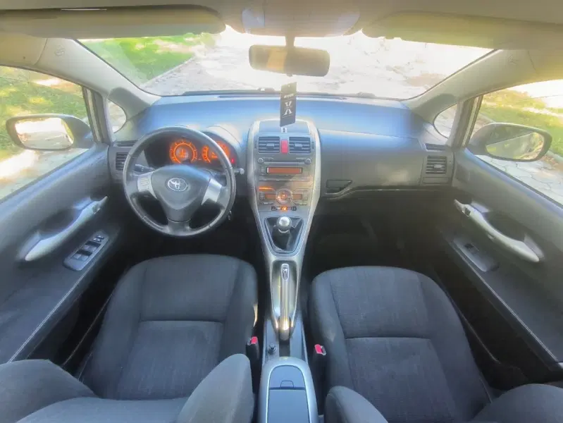 Toyota Corolla, 2009
