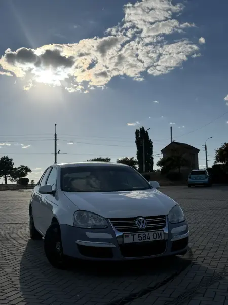 Volkswagen Jetta, 2008