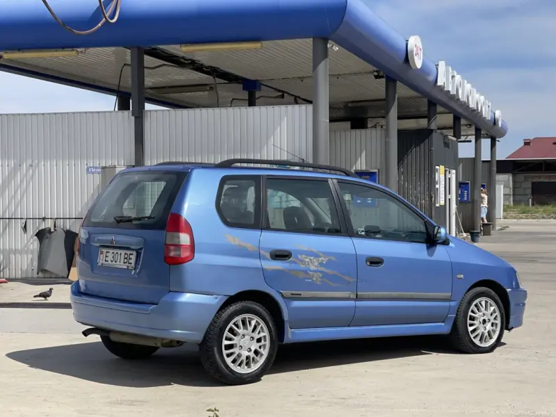Mitsubishi Space Star, 2002
