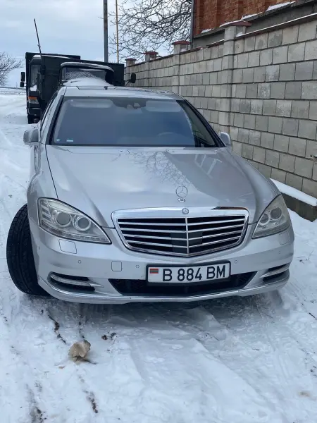 Mercedes-Benz S-Class, 2009