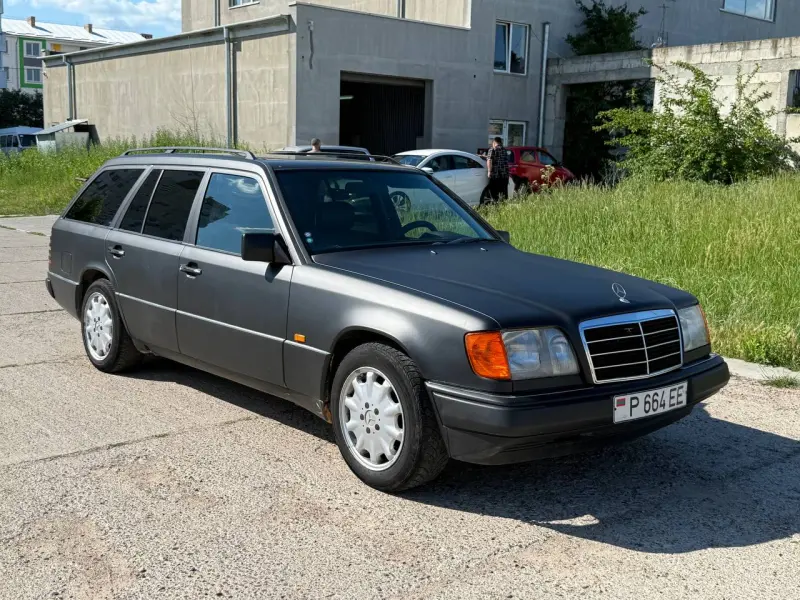 Mercedes-Benz E-Class, 1995