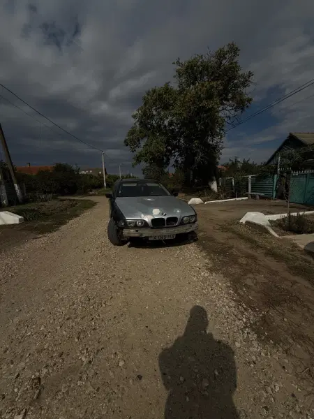 BMW 5 Series, 1998