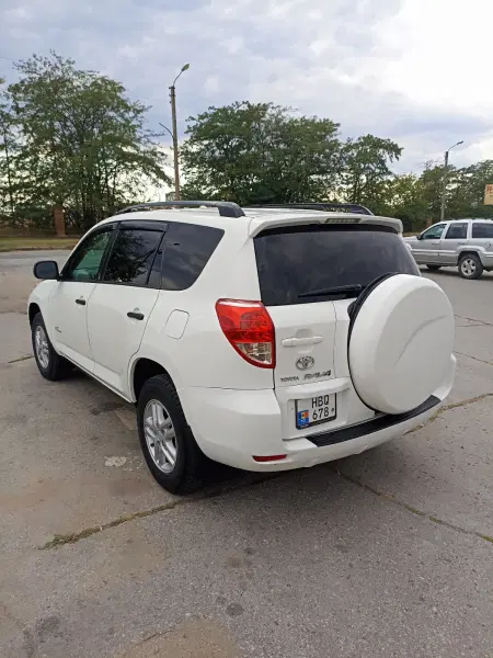 Toyota RAV4, 2006