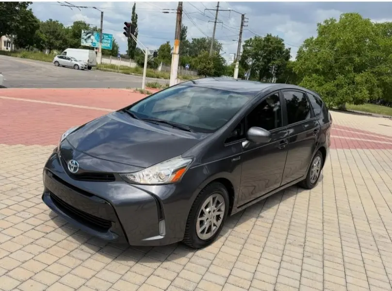 Toyota Prius, 2015