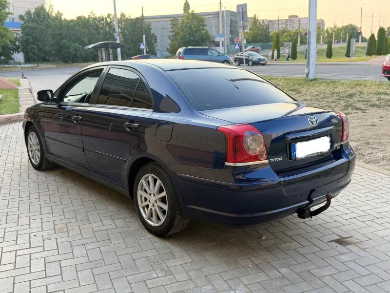 Toyota Avensis, 2008