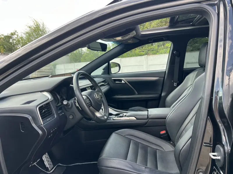 Lexus RX, 2016