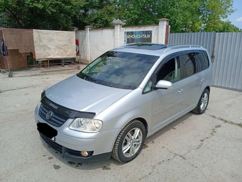 Volkswagen Touran, 2006