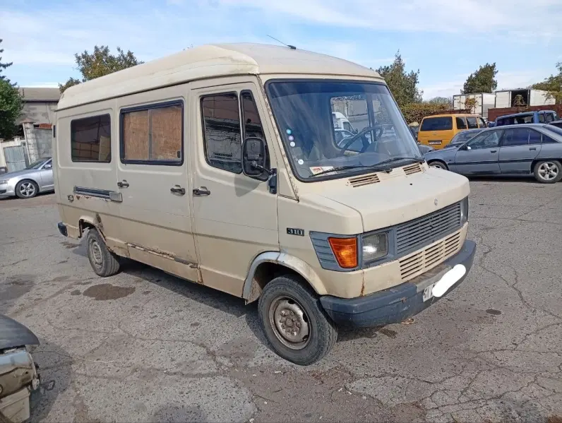 Mercedes-Benz Sprinter, 1993