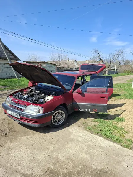 Opel Omega, 1991
