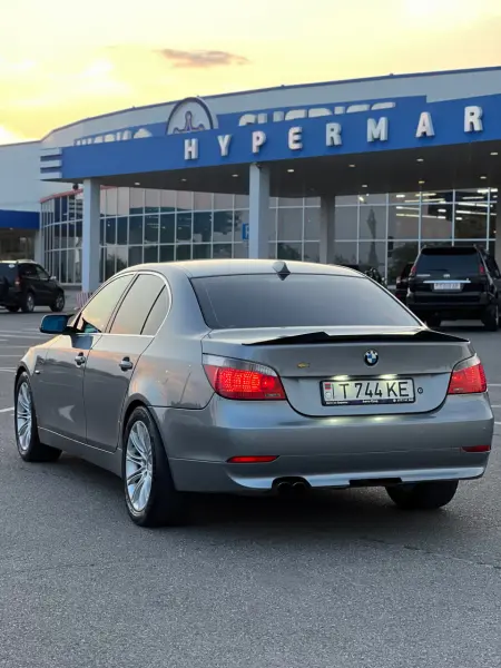 BMW 5 Series, 2004
