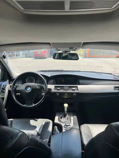 BMW 5 Series, 2005