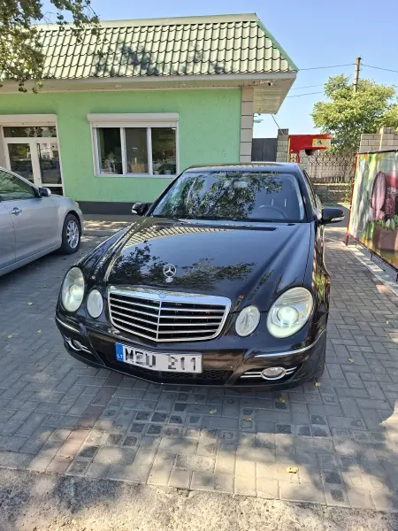 Mercedes-Benz E-Class, 2008