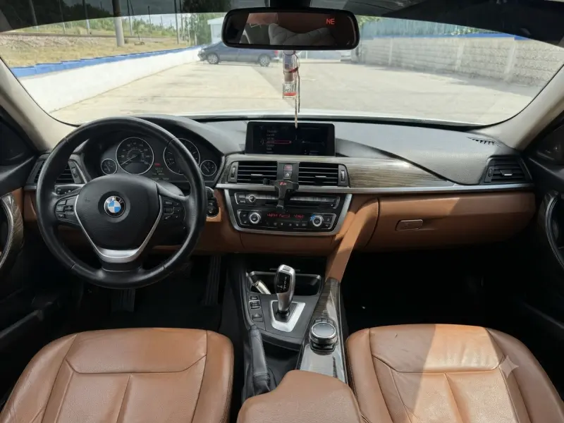 BMW 3 Series, 2013