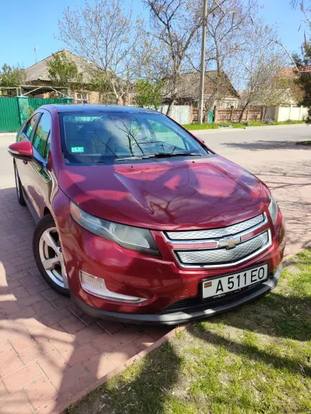 Chevrolet Volt, 2011