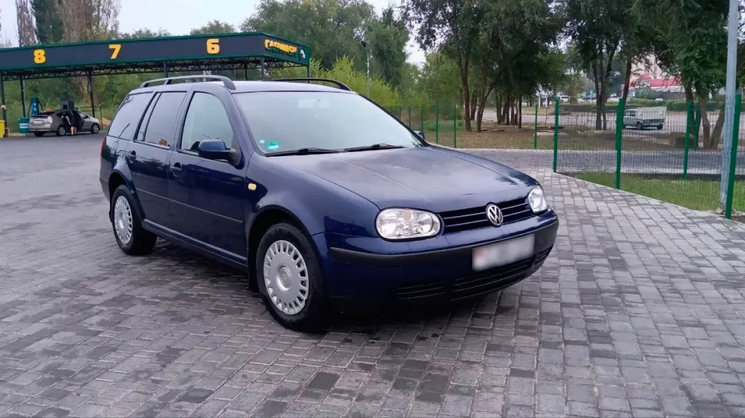 Volkswagen Golf, 1999