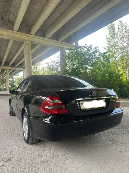 Mercedes-Benz E-Class, 2003