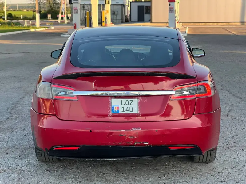 TESLA S, 2017