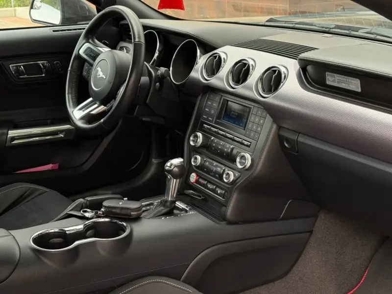 Ford Mustang, 2016