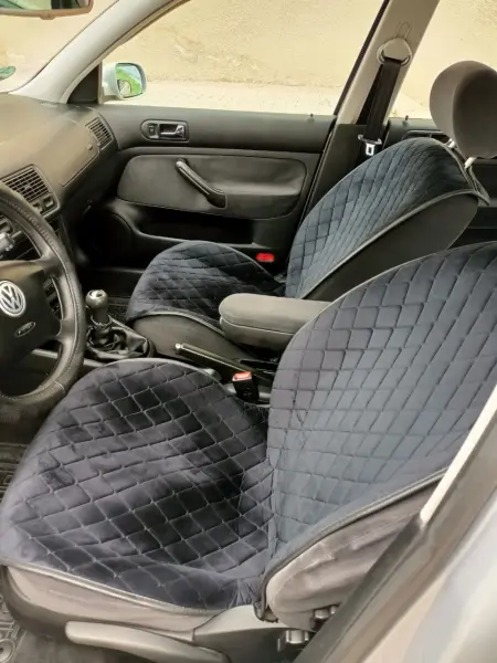 Volkswagen Golf, 2000