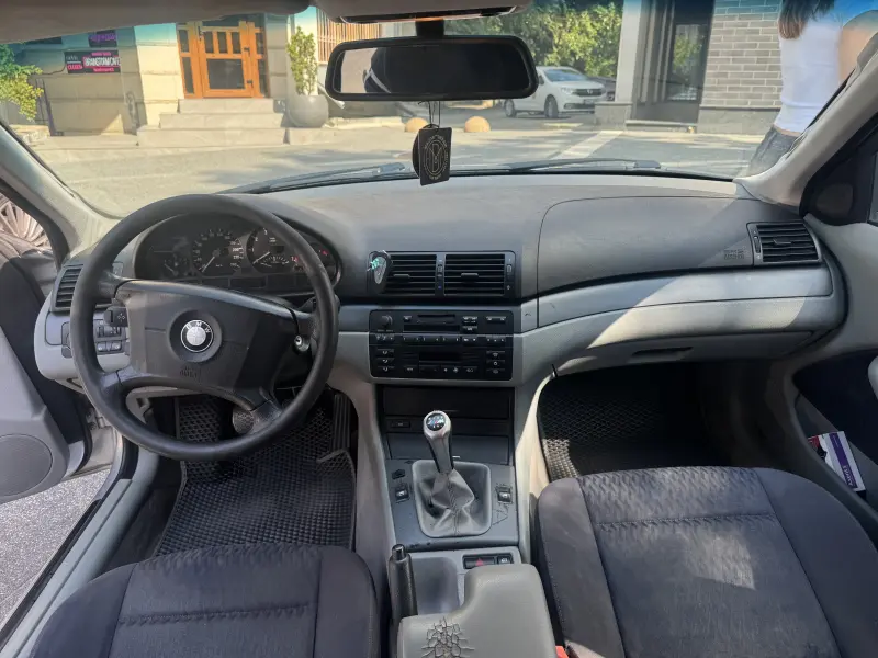BMW 3 Series, 2000