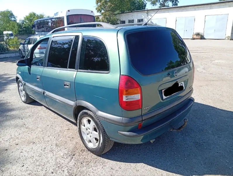 Opel Zafira, 2002