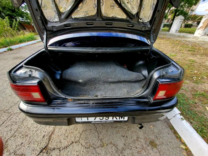 Mazda 323, 1996