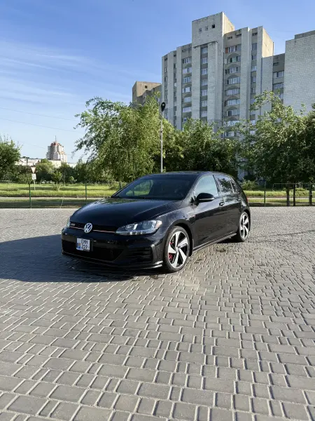 Volkswagen Golf GTI, 2020