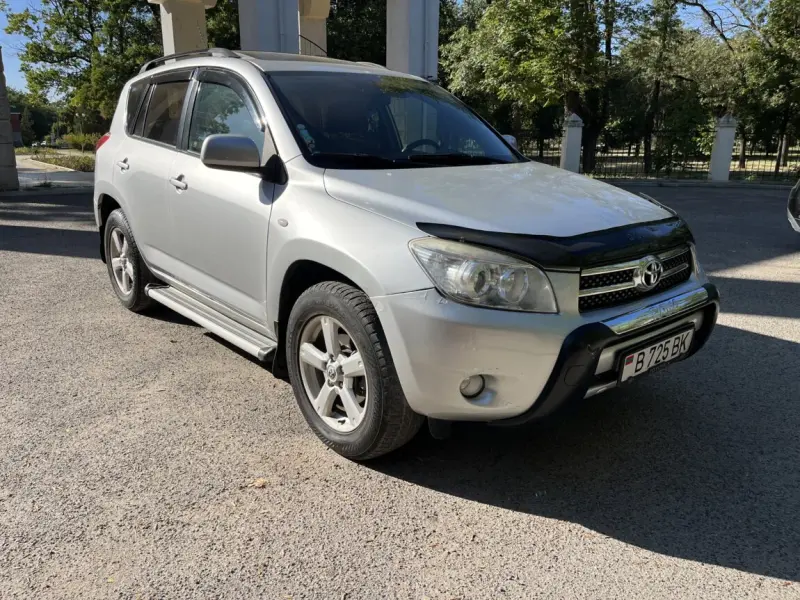 Toyota RAV4, 2007