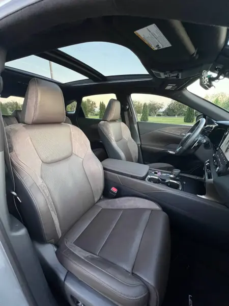 Lexus RX, 2023