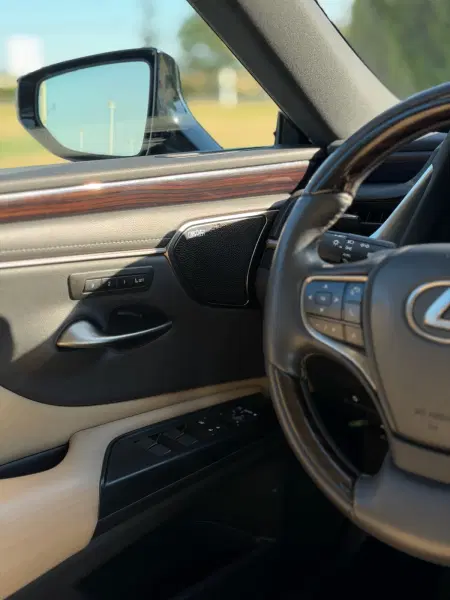 Lexus ES, 2020