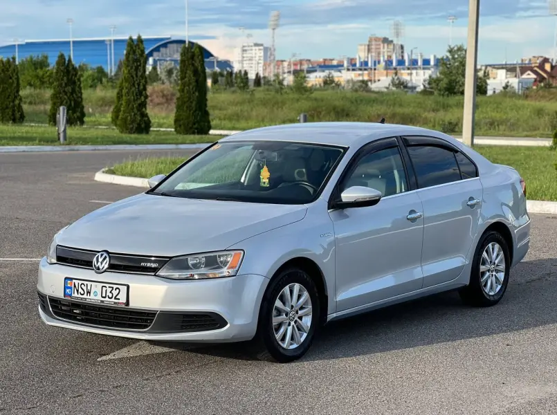 Volkswagen Jetta, 2013