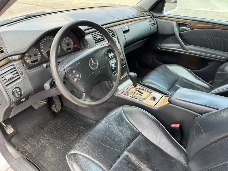 Mercedes-Benz E-Class, 2000