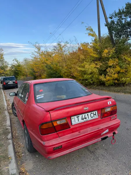 Nissan Primera, 1994